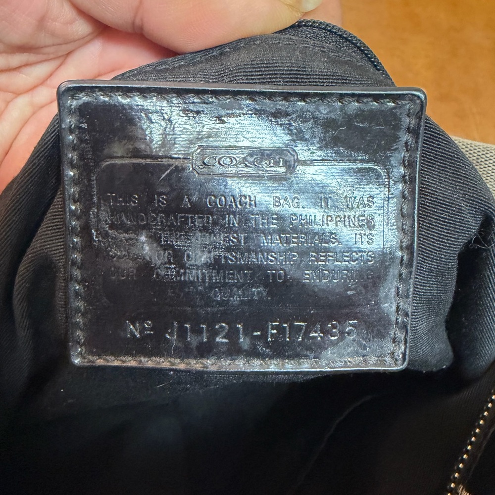 Gorgeous Vintage Y2k Coach Signature C s Slouchy Crossbody/ Shoulder bag tote - Picture 4 of 13